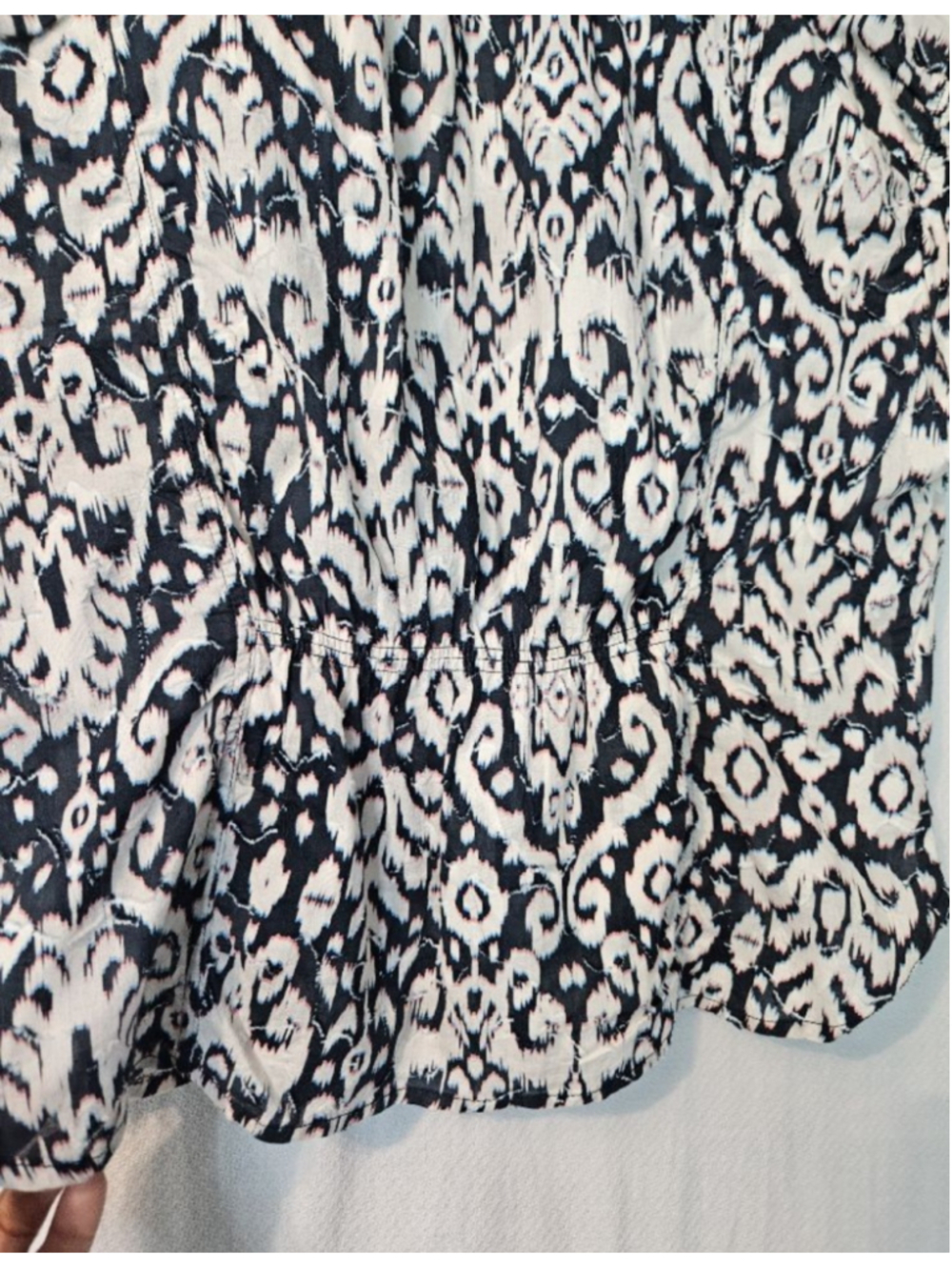 DEAR JOHN Julia Novelty Paisley Ikat Print Blouse Ruched sleeve & Back XS - Picture 7 of 7